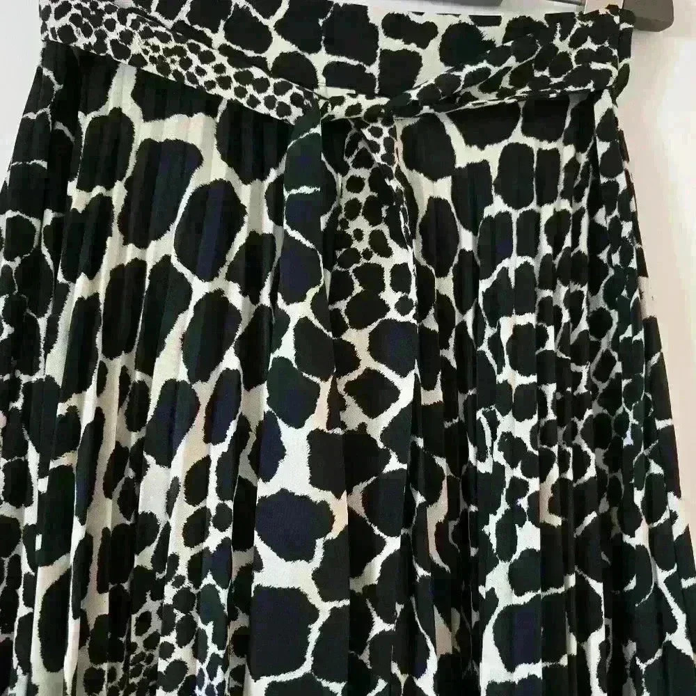 Topshop asymmetrical  skirt - Picture 3 of 4